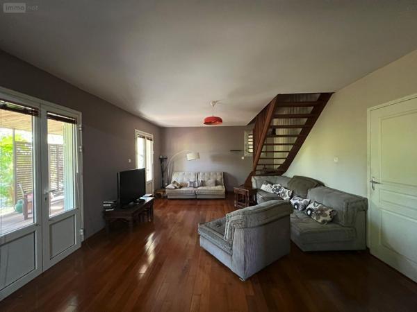 Maison à vendre à Saint-Paul à la Réunion (97460), ref : 97405/187   
L'EPERON