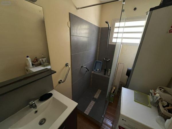 Maison à vendre à Saint-Paul à la Réunion (97460), ref : 97405/187   
L'EPERON