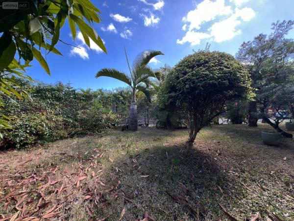 Maison à vendre à Saint-Paul à la Réunion (97460), ref : 97405/187   
L'EPERON