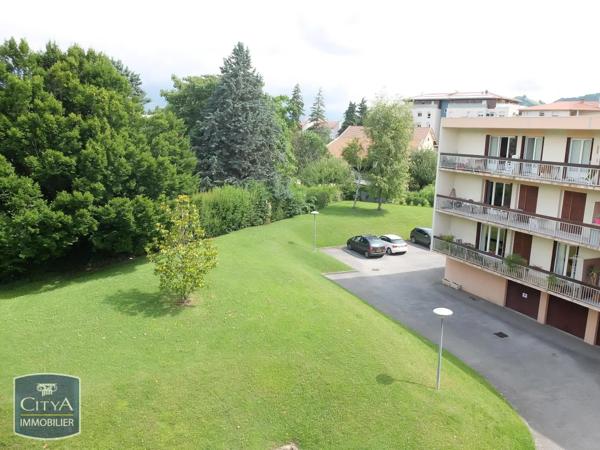 Appartement à louer 4 pièces 84.32m²