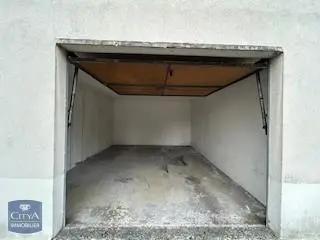 Appartement à louer 4 pièces 84.32m²