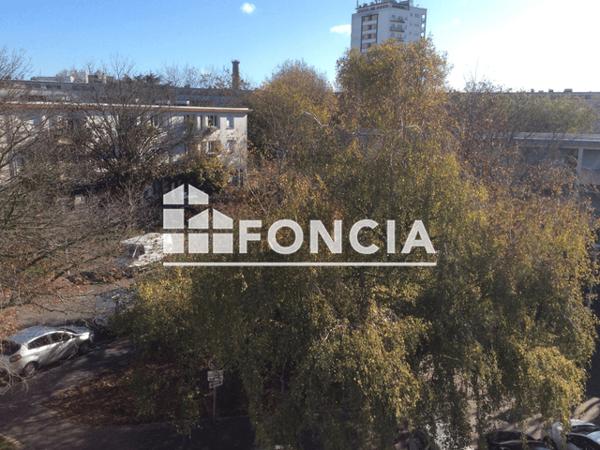 Location Appartement 3 pièces 58.21 m² - 20 RUE POISSONNIERE Lorient 56100