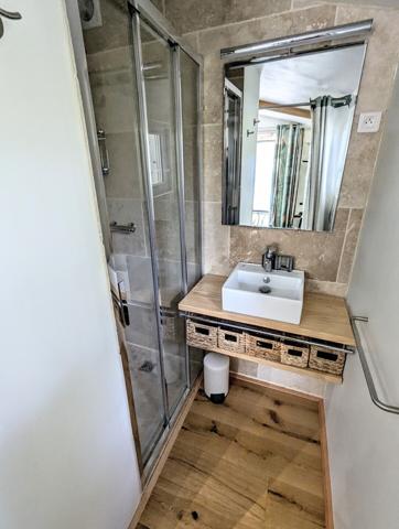 Villa de plain pied 3 chambres garage piscine