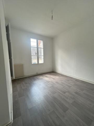 Appartement à CHATELLERAULT, 86100 - 3 pièces 73m²