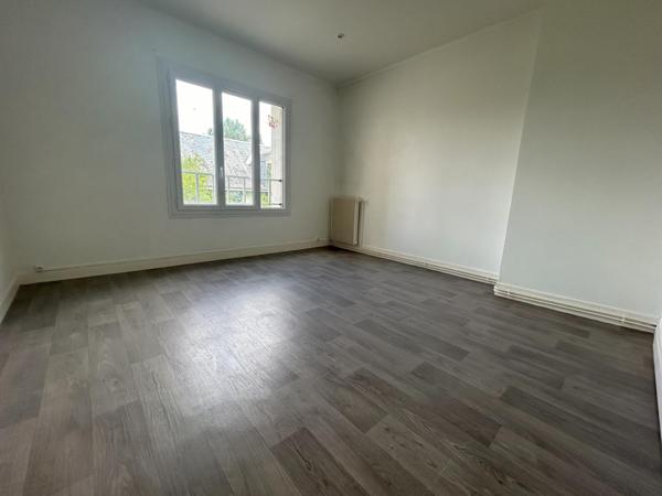 Appartement à CHATELLERAULT, 86100 - 3 pièces 73m²