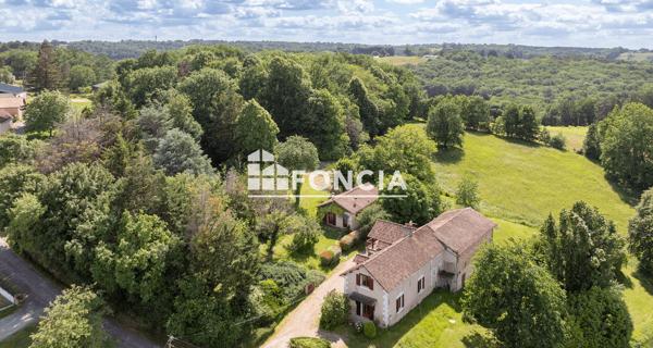 À vendre Maison 5 pièces 177 m² - Coursac 24430
