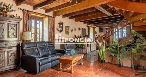 À vendre Maison 5 pièces 177 m² - Coursac 24430