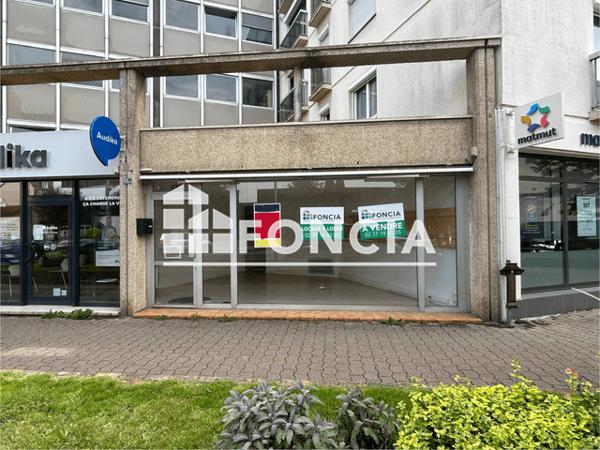 Location Local commercial 5 pièces 121 m² - 55 RUE DU GRAND FAUBOURG Chartres 28000