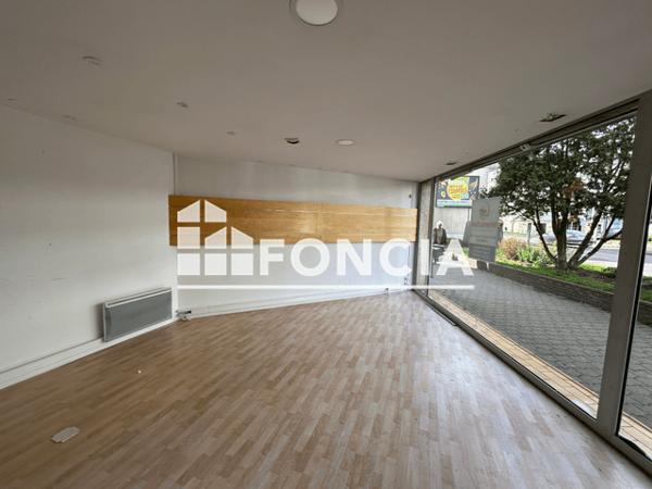 Location Local commercial 5 pièces 121 m² - 55 RUE DU GRAND FAUBOURG Chartres 28000
