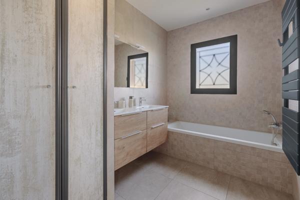 Villa d'exception à vendre 5 pièces MURET (31)