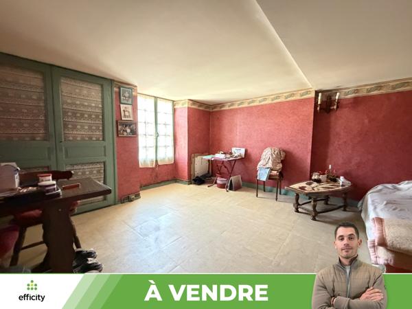 Immeuble
         15 pièces
        - 311 m² 67 000 € *