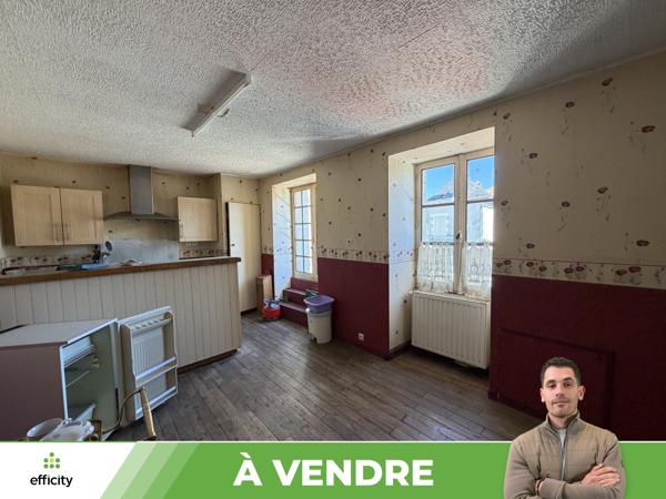 Immeuble
         15 pièces
        - 311 m² 67 000 € *