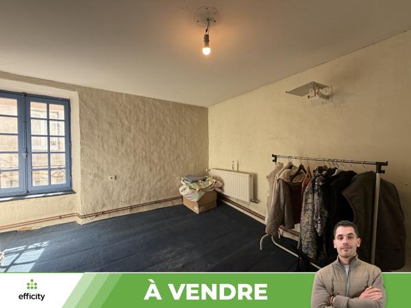 Immeuble
         15 pièces
        - 311 m² 67 000 € *
