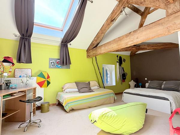 TRES BELLE PROPRIETE AVEC ETANG PRIVATIF