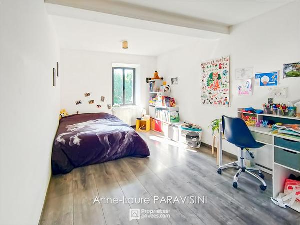 Pennautier Maison familiale : 4 chambres piscine garage et remise aménagée