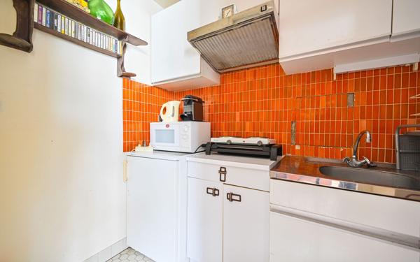 Appartement à vendre    2 pièces • 54,75 m2 Paris 20