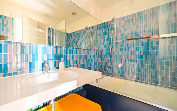 Appartement à vendre    2 pièces • 54,75 m2 Paris 20