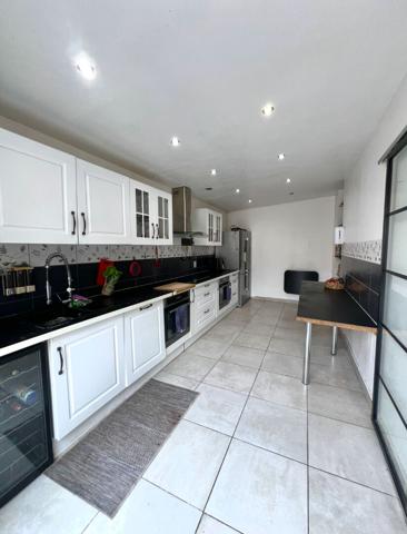Maison 7 pièces 167.33 m2