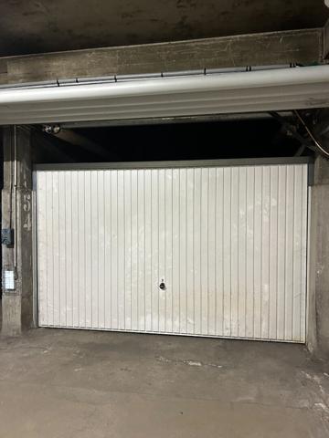 "BOX FERMÉ EN SOUS-SOL LE MANS"