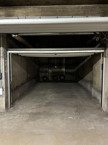 "BOX FERMÉ EN SOUS-SOL LE MANS"