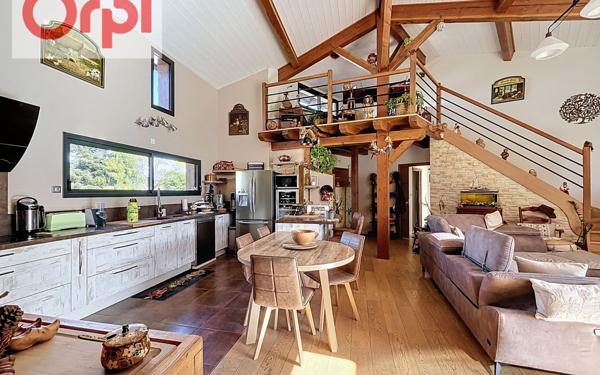 Maison à vendre    4 pièces •  Lorp-Sentaraille