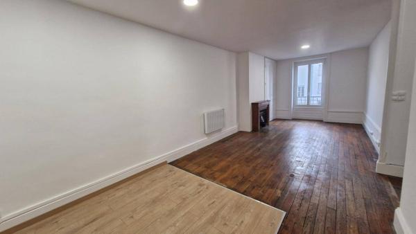 Appartement 2 pièces                                        - 69006 Lyon 6e  Arrondissement Réf : 5611