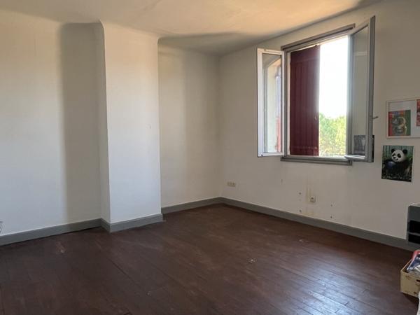 Immeuble à vendre |  Rion-des-Landes |  764 m²