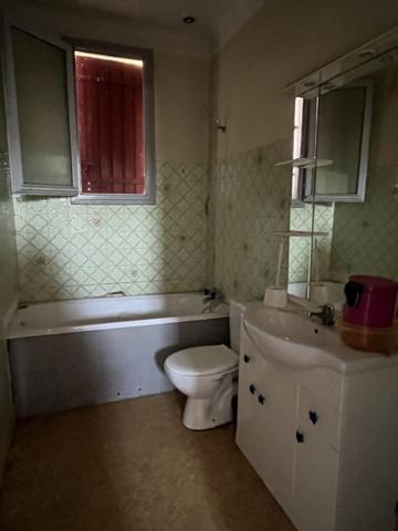 Immeuble à vendre |  Rion-des-Landes |  764 m²