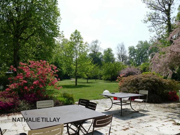 SAINT PRYVE SAINT MESMIN a vendre , propriete maison de maitre, bord du Loiret , 287 m² habitables, parc de 1ha.