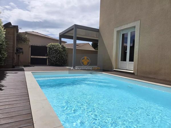 Location                                                      Maison
                        
                     4 pièces                      95 m2                     à Saint-Paul-Trois-Châteaux
