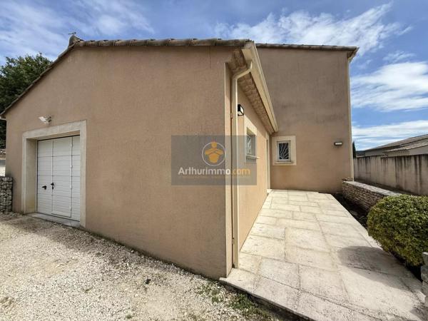 Location                                                      Maison
                        
                     4 pièces                      95 m2                     à Saint-Paul-Trois-Châteaux