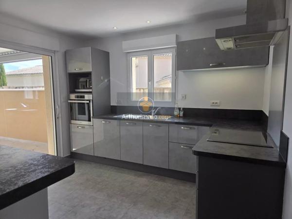 Location                                                      Maison
                        
                     4 pièces                      95 m2                     à Saint-Paul-Trois-Châteaux