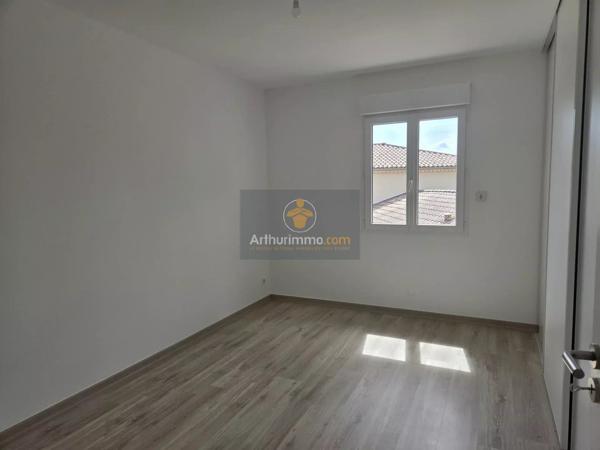 Location                                                      Maison
                        
                     4 pièces                      95 m2                     à Saint-Paul-Trois-Châteaux