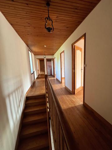 Maison à GROSVILLE, 50340 - 5 pièces 370m²