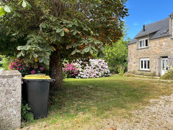 Maison à GROSVILLE, 50340 - 5 pièces 370m²