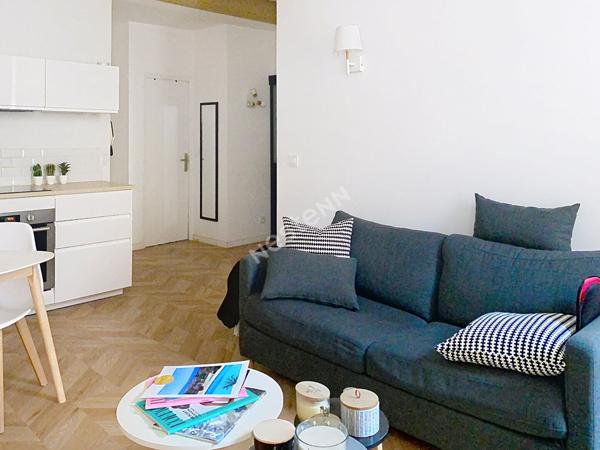 Appartement Bandol T2 de 43.94 m2 Rénové proche du port .