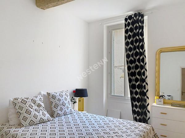 Appartement Bandol T2 de 43.94 m2 Rénové proche du port .