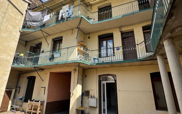 Immeuble à vendre    1 pièce •  Firminy