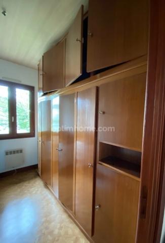 Soyaux . Maison 120 m² sur sous-sol