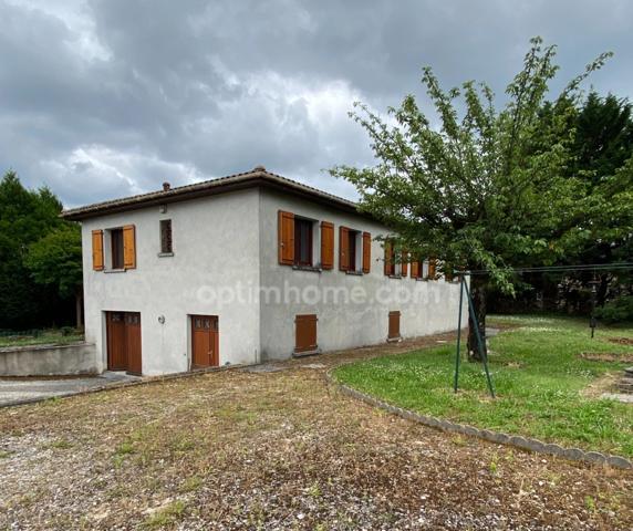 Soyaux . Maison 120 m² sur sous-sol