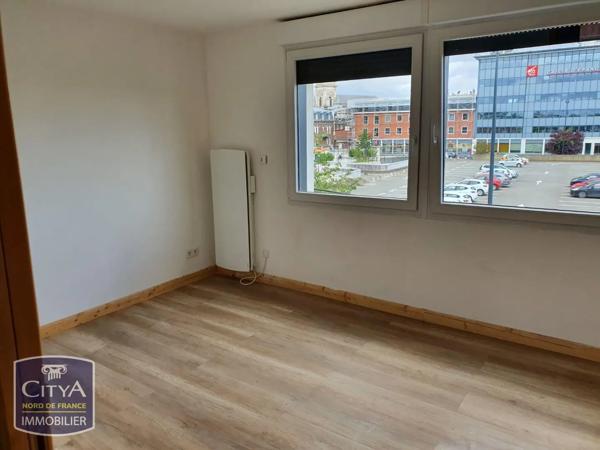 Appartement à louer 3 pièces 73.21m² Lens (62300)