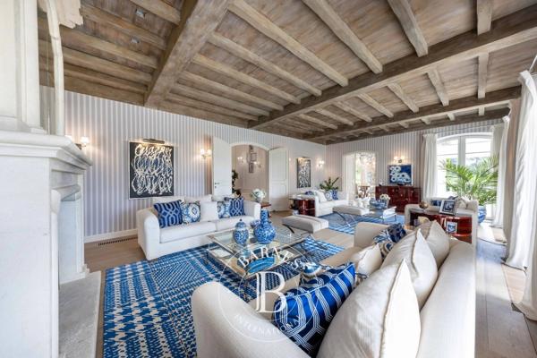 La Colle-sur-Loup, Propriété 7 Chambres -  689 m² à vendre