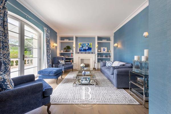 La Colle-sur-Loup, Propriété 7 Chambres -  689 m² à vendre
