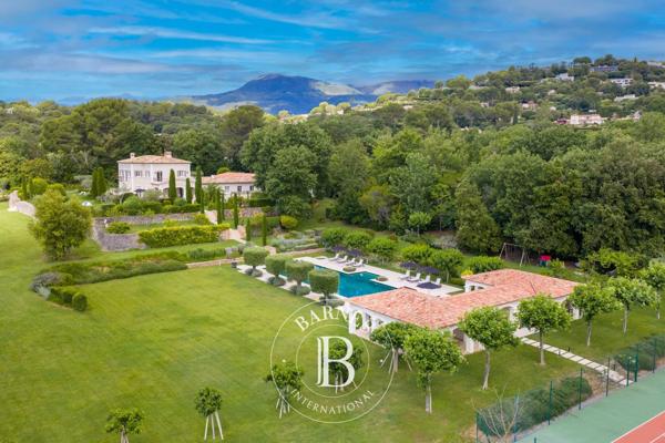 La Colle-sur-Loup, Propriété 7 Chambres -  689 m² à vendre
