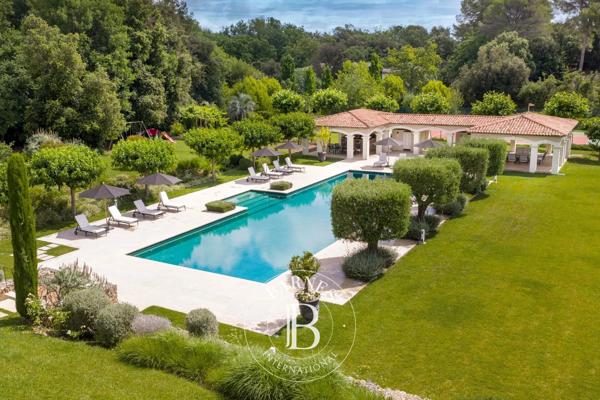 La Colle-sur-Loup, Propriété 7 Chambres -  689 m² à vendre