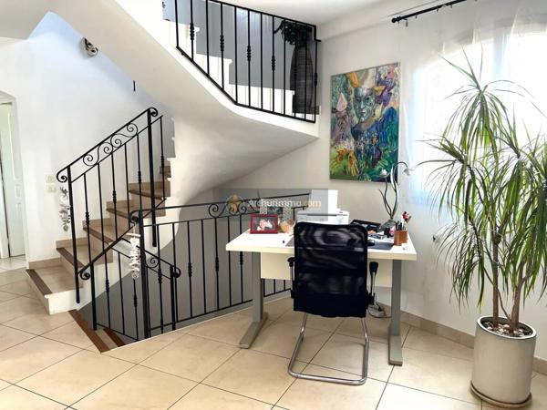 Vente Maison 6 pièces 220 m2 à Saint-Aygulf