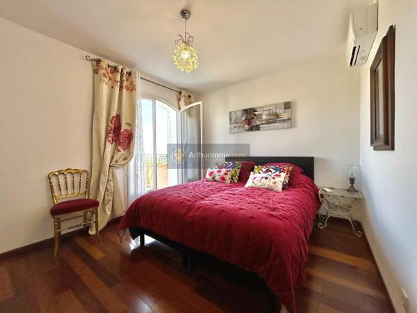 Vente Maison 6 pièces 220 m2 à Saint-Aygulf