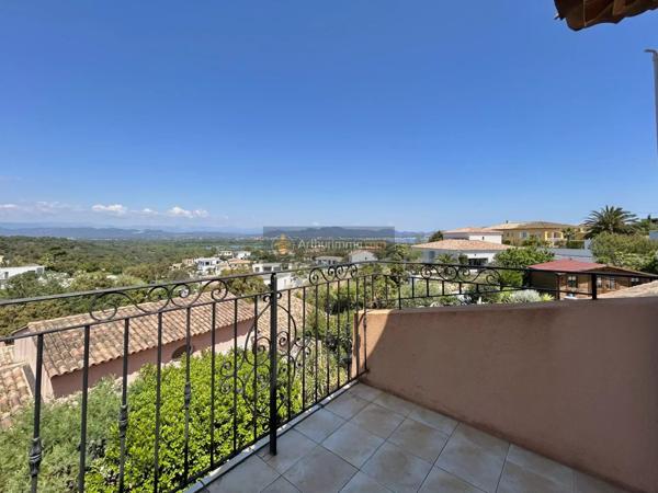 Vente Maison 6 pièces 220 m2 à Saint-Aygulf