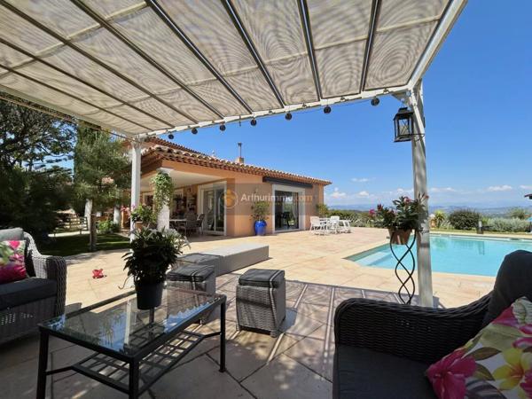 Vente Maison 6 pièces 220 m2 à Saint-Aygulf