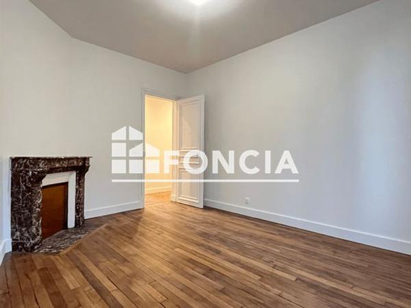 Location Appartement 4 pièces 76.2 m² - 9 AVENUE DE BOBIGNY Noisy Le Sec 93130